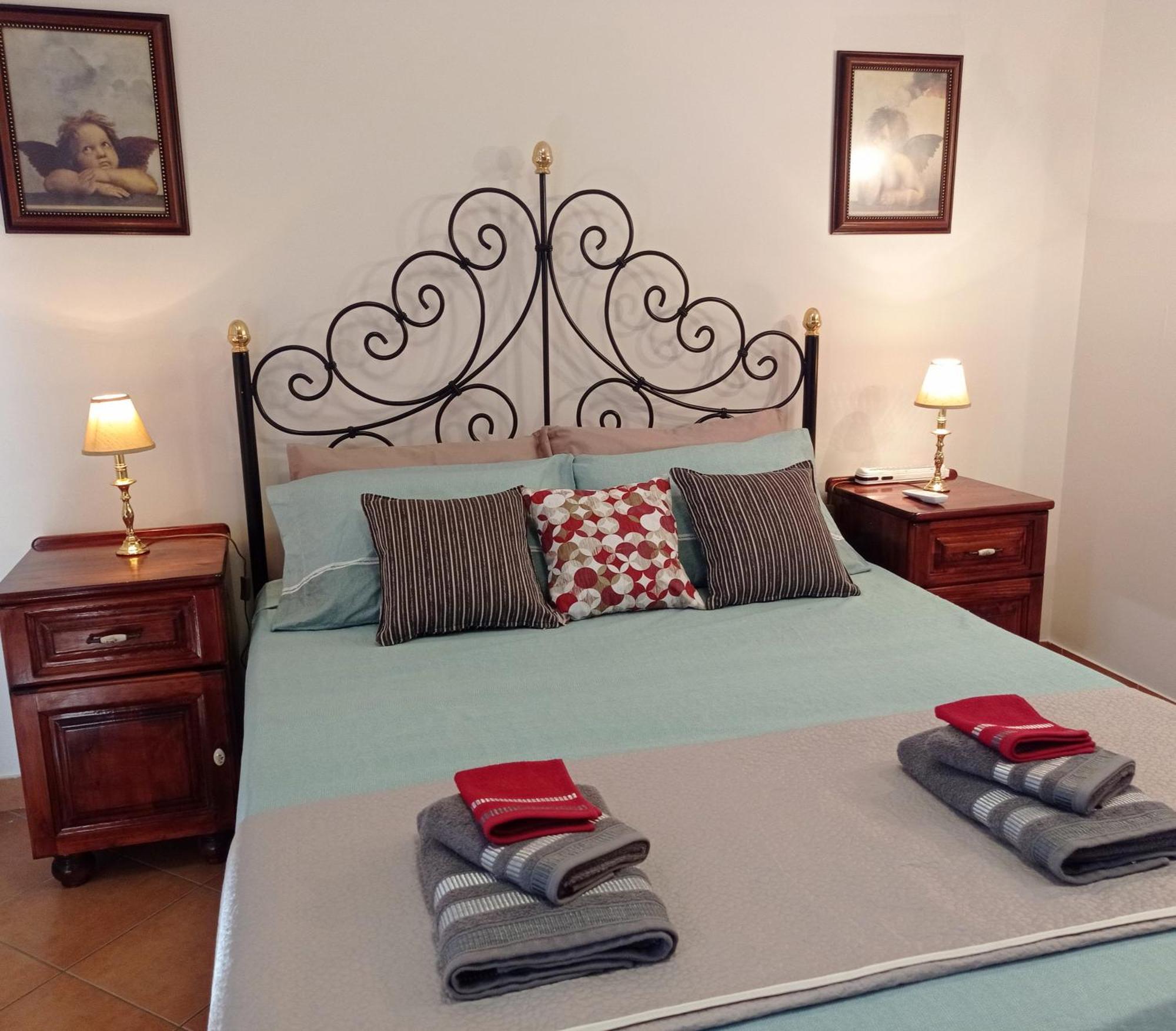 Joseph 2 Stylish Flat With Open Views, Just 4Km From The Airport Or Beach Siggiewi 외부 사진