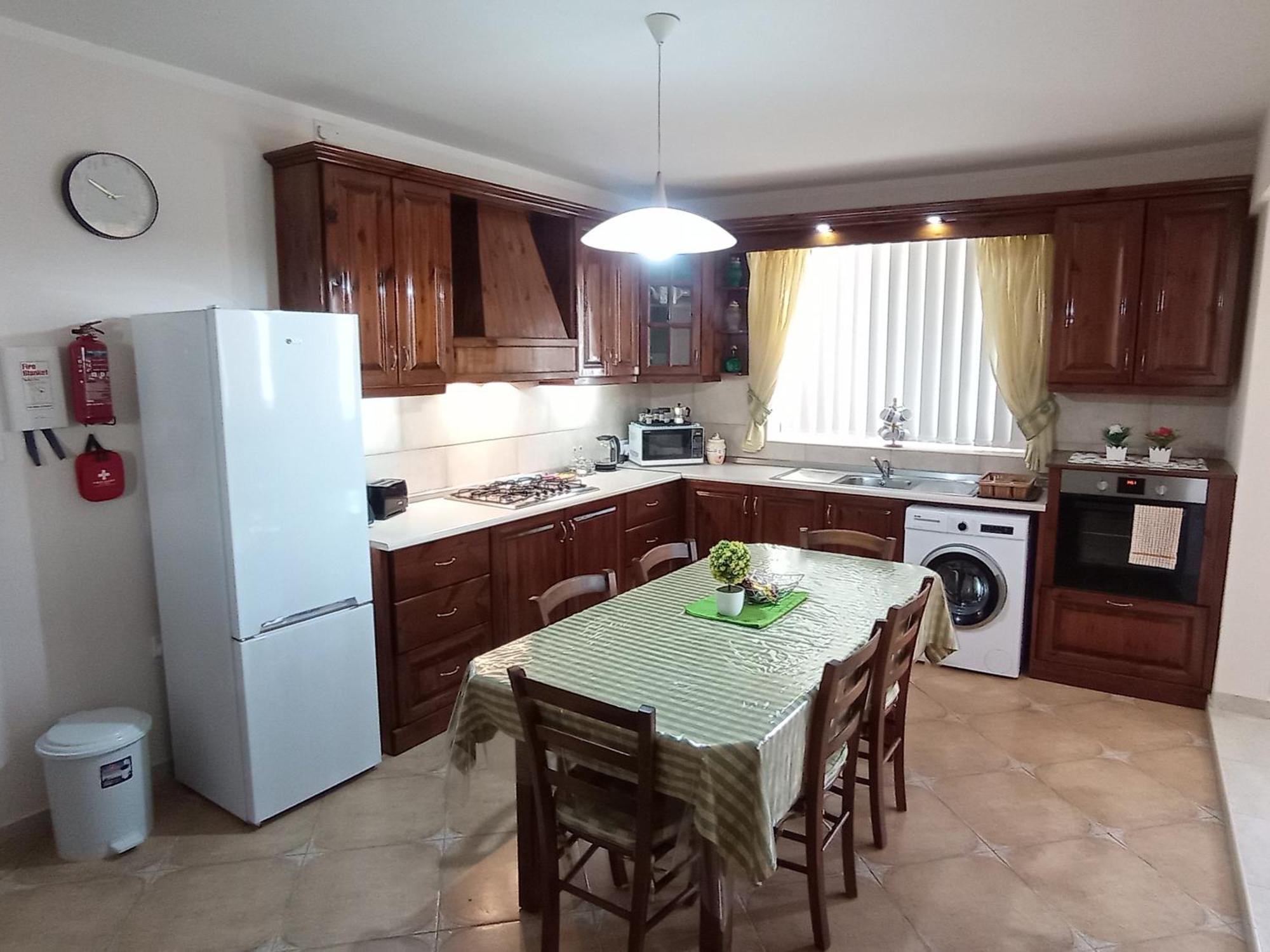 Joseph 2 Stylish Flat With Open Views, Just 4Km From The Airport Or Beach Siggiewi 외부 사진