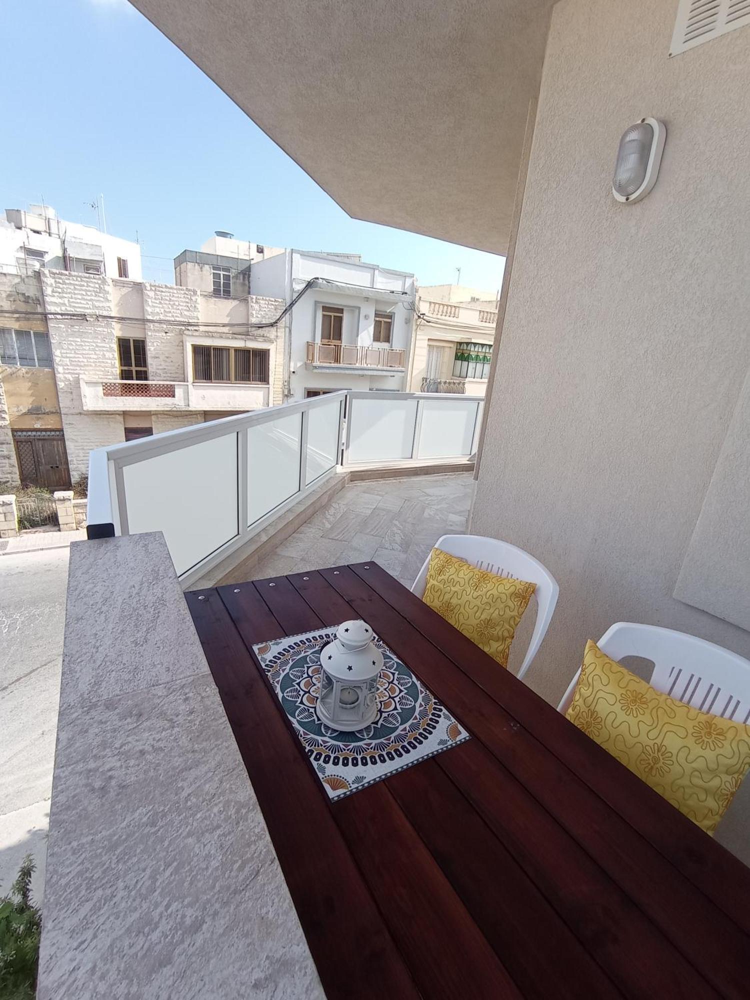 Joseph 2 Stylish Flat With Open Views, Just 4Km From The Airport Or Beach Siggiewi 외부 사진